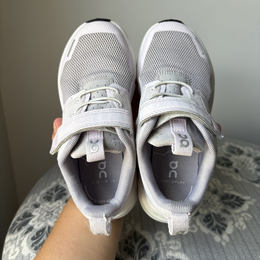 On Cloud Unisex Kids Mesh Sneakers LavenderGray White Hook & Loop US 11 EU 28,5 - Picture 2 of 8